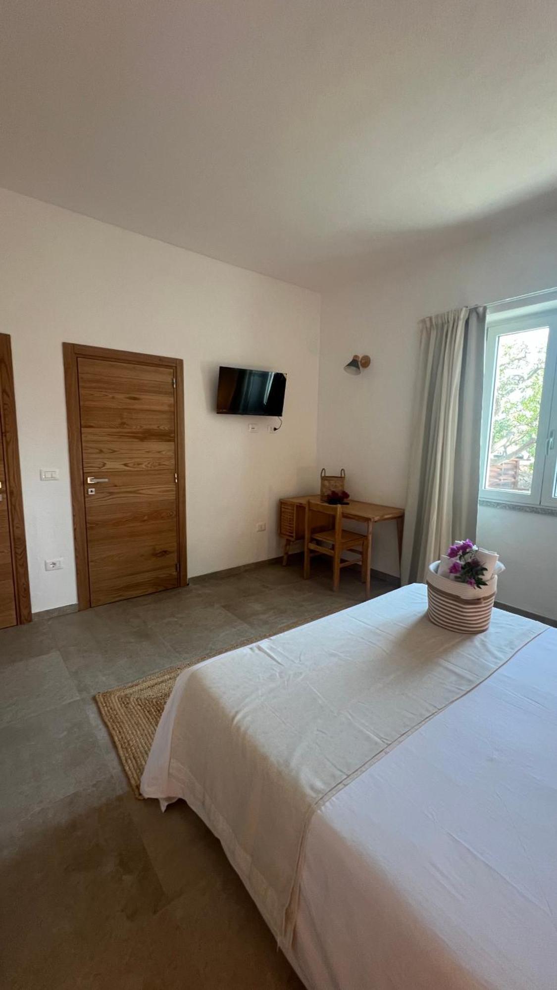 Bed and Breakfast Il Mandorlo Санта-Тереза-Галлура Экстерьер фото